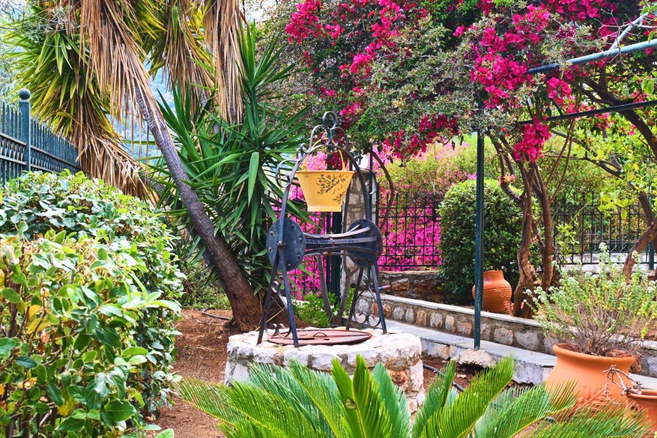 Pavlos' Cottage With Beach View คอร์ฟอส ภายนอก รูปภาพ